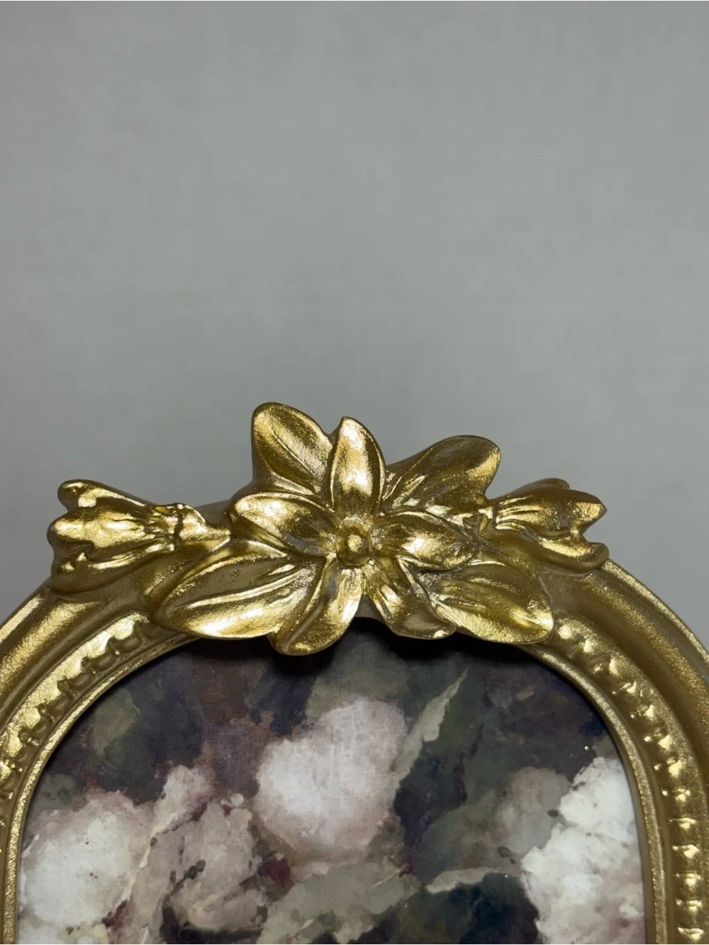 Gold Floral Arch Photo Frame - Decorative Home Accent Fits 4X6 Photo Heavy